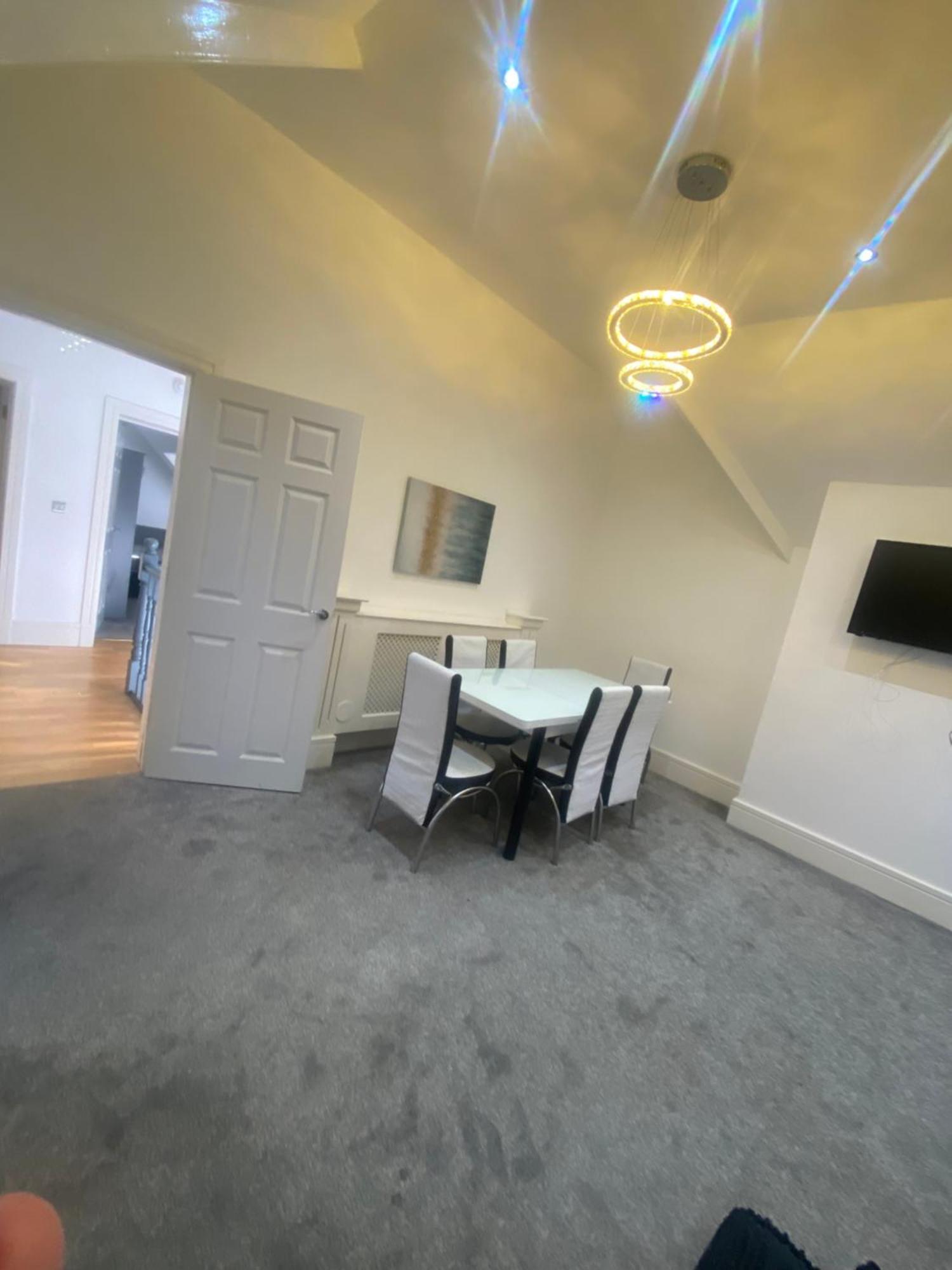 Penthouse Apt8 Apartment Wolverhampton Bagian luar foto